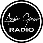 LOGO Aussie Grown Radio cropped close CLEAN